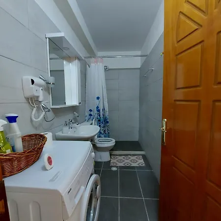 B.b Apartment