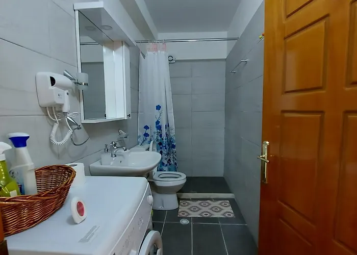 B.b Apartment
